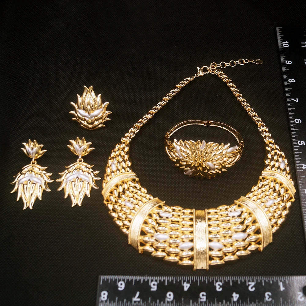 Woman Jewelry Set Italian Gold Plated Big Necklace Bracelet Ring Luxury Hollow Out Round Pendant Banquet Party Favors