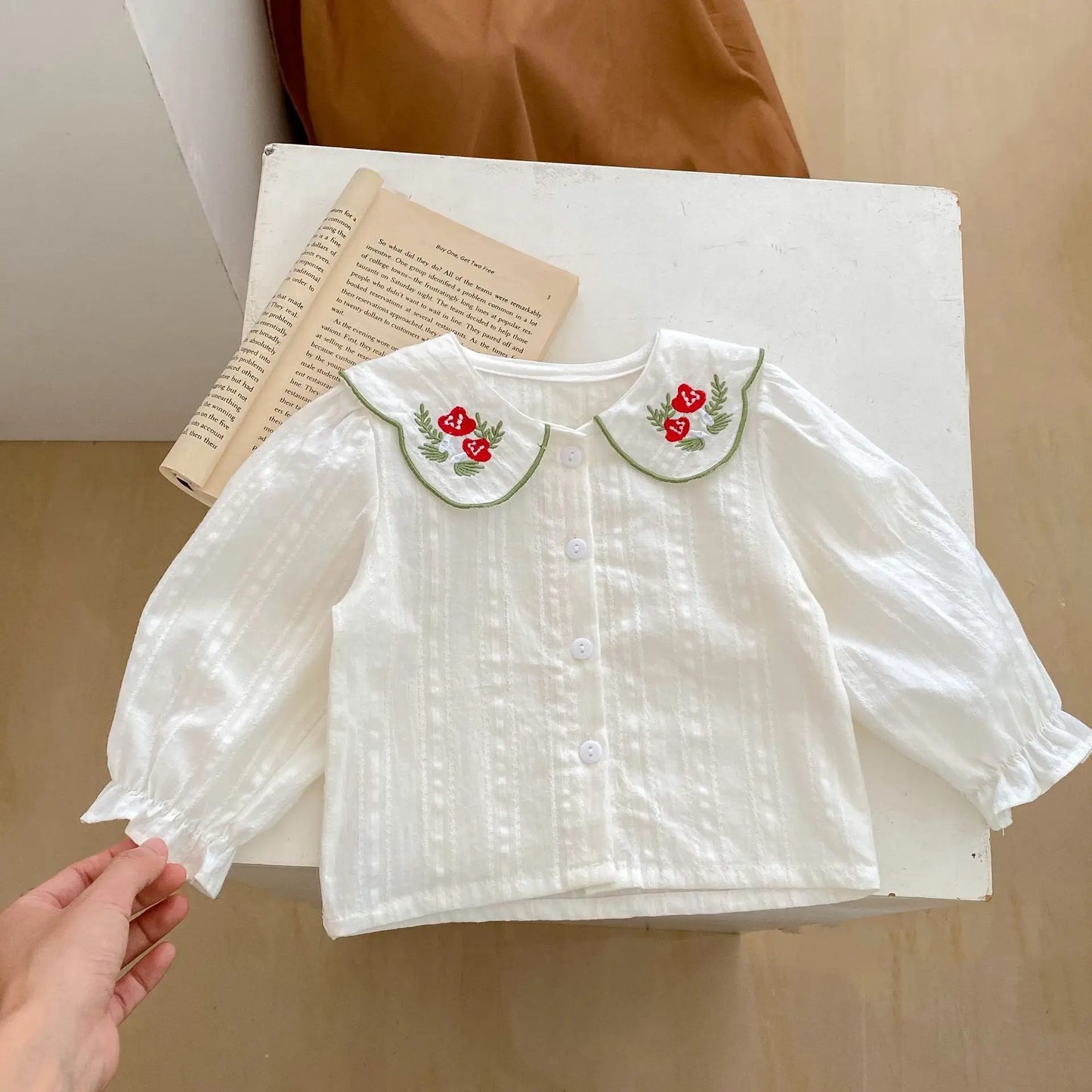Spring New Baby Clothing GIRL's Fashion Versatile Embroidered Polo Collar Cardigan Top+Strap Pants 2-piece Set