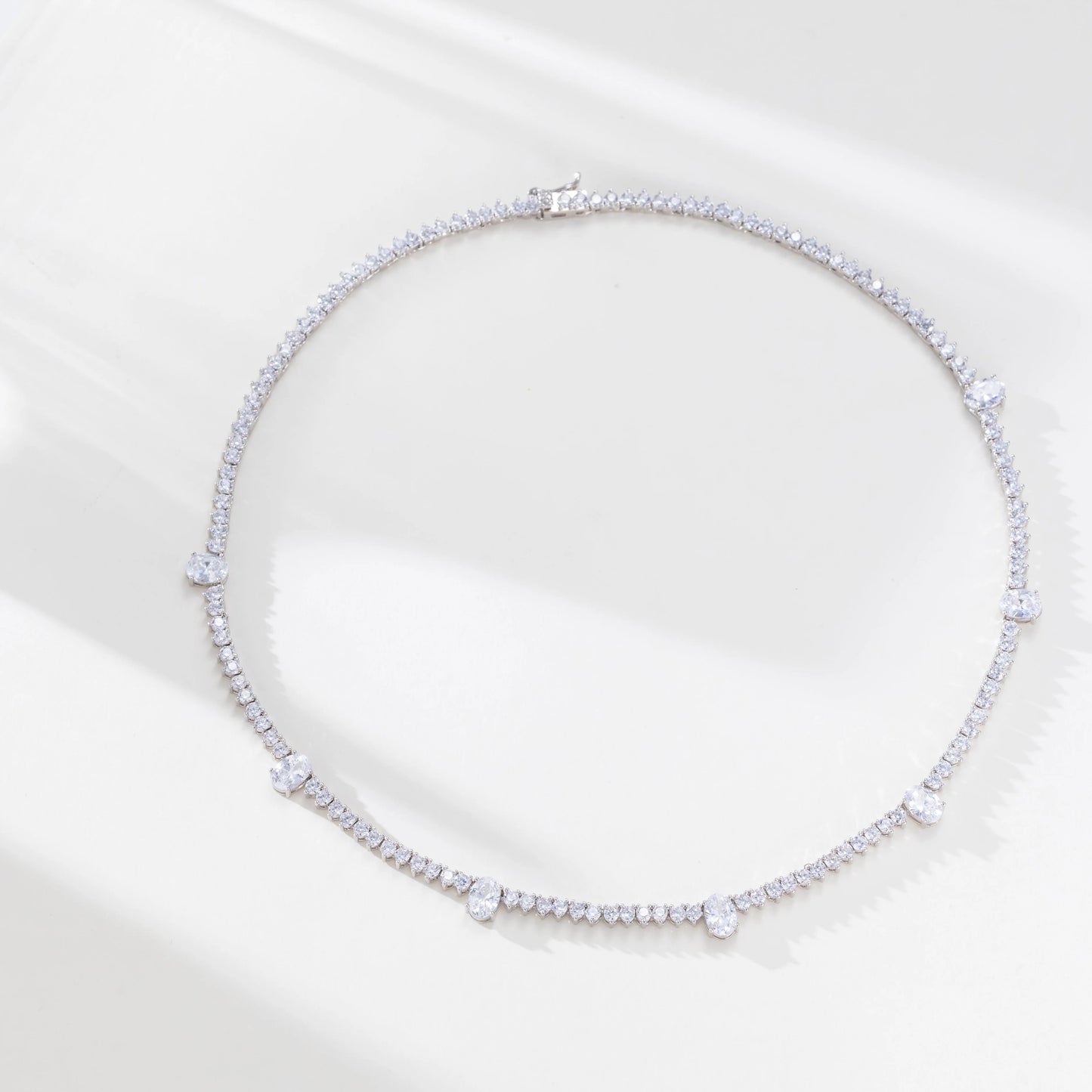 Fashionable Necklace for Woman Wedding Jewlery with 18k White Gold Necklace Delicate Birthday Gift for Women Girl