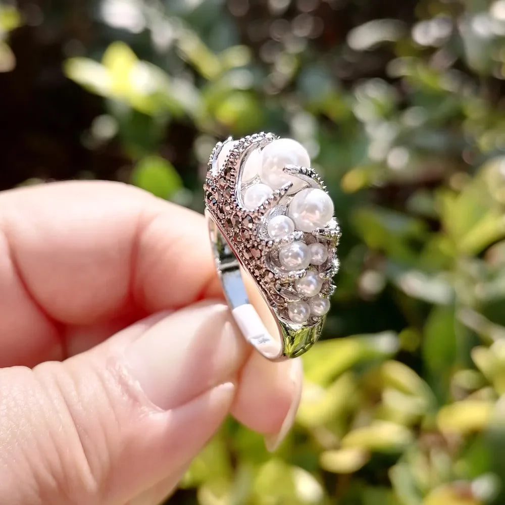 Ajojewel Women's Vintage Simulated-Pearl Ring With Black Rhinestones Anel Original Retro Jewelry Beauty Gifts