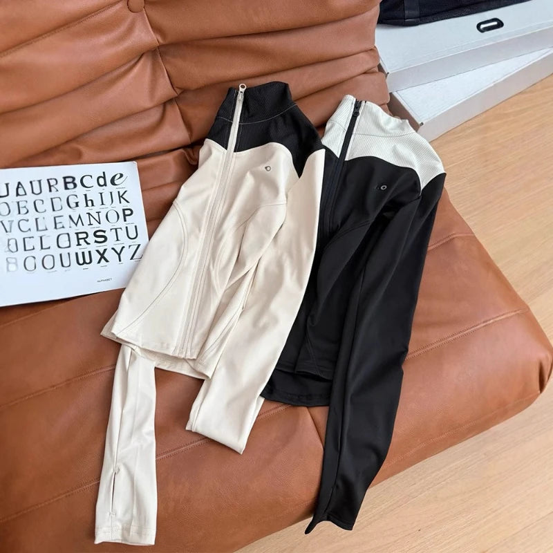 Fitness Yoga Clothing for Women 2025 New Letter Printed Contrasting Long Sleeved Top Running Exercise Commute Zipper Top