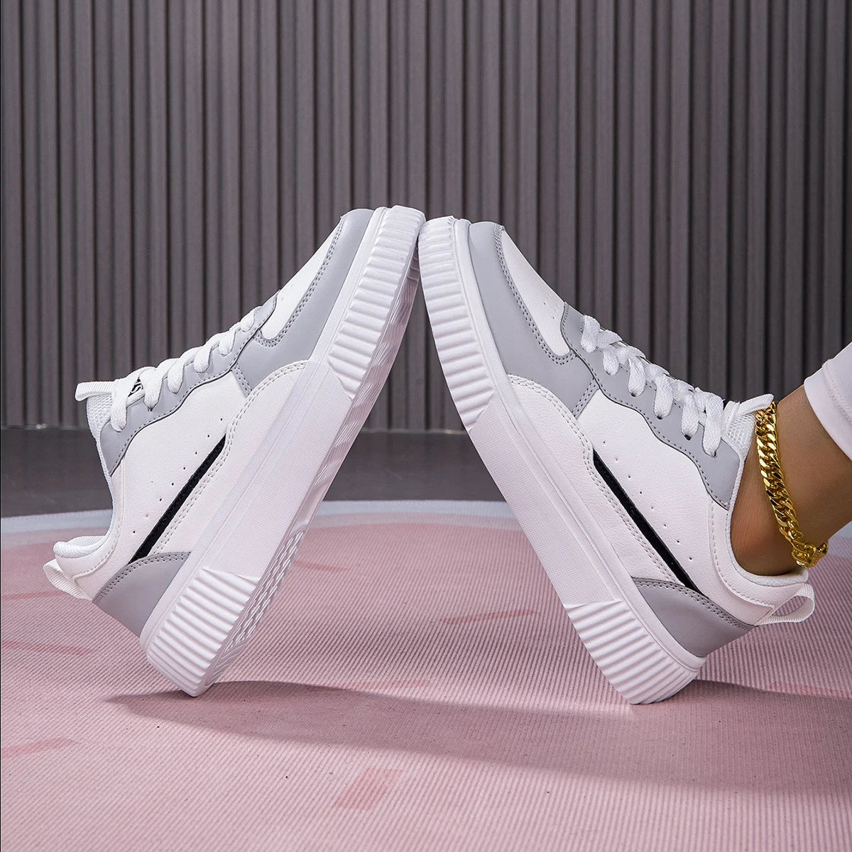 Men's Shoes Summer Breathable Trendy Versatile Casual White Sneakers Youth Non-Slip Sports Thick-Soled White Shoes