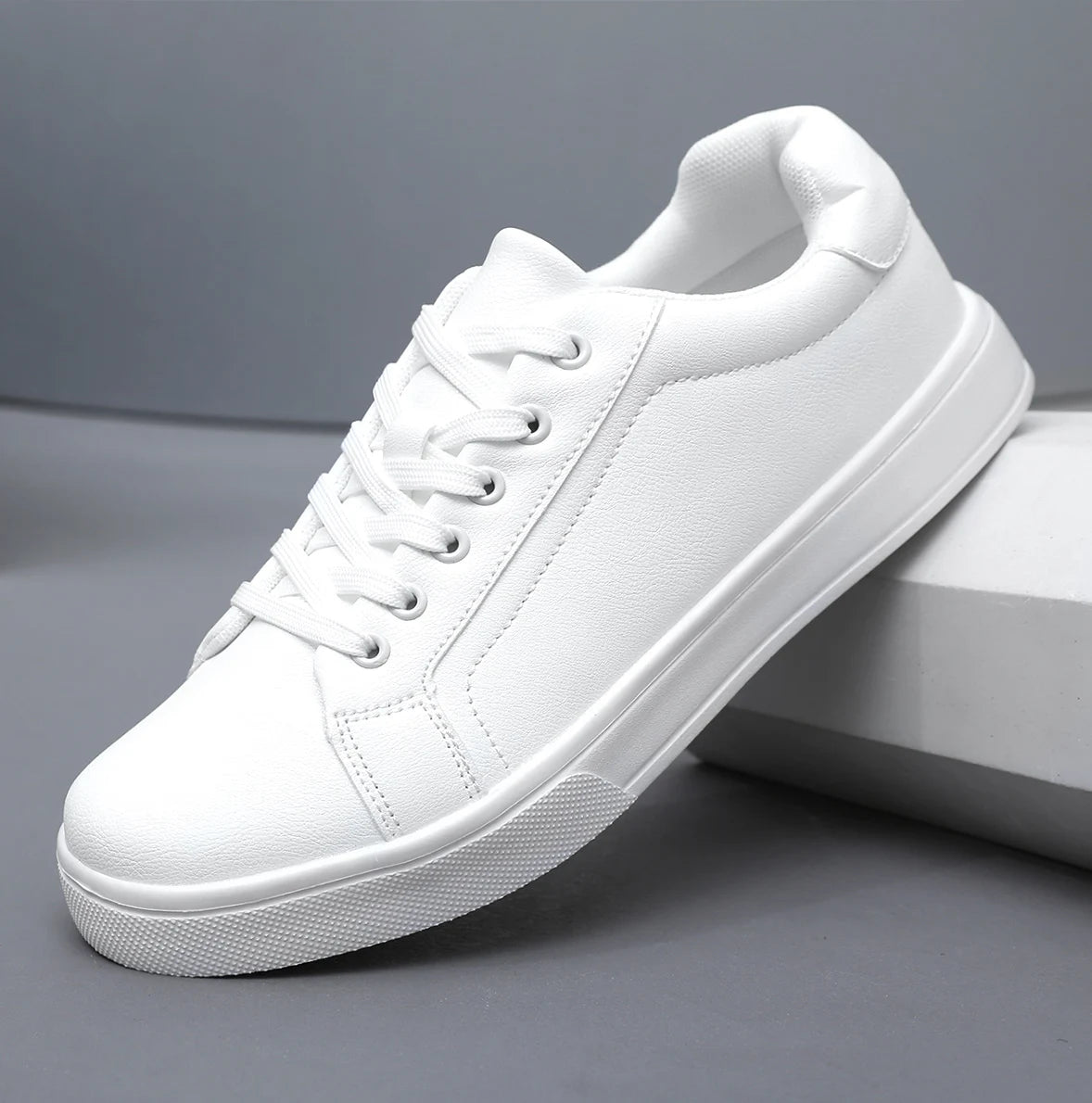 Men Shoes Sneakers for Men 2024 New Fashion Comfort Lightweight Casual Shoes Outdoor Walking Skateboard Footwear Size 39-46