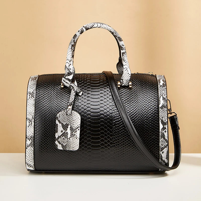 Women's Bag 2025 Fashion New Bag Large Capacity Bag Fashion Tote Bag Travel Shopping Leisure Commuting Bag Can Be Hand-Held Hand