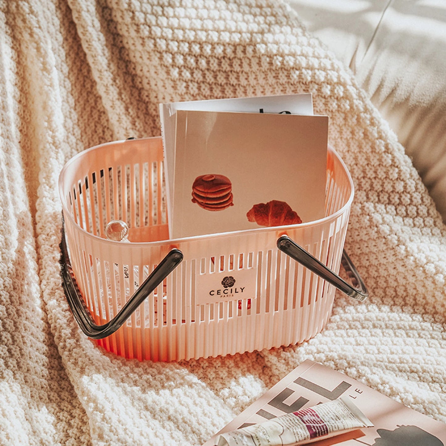Large Capacity Bath Basket Bathroom Storage Basket For Shower Gel Shampoo Toothbrush Towels Dentifrice Practical Organizer Box