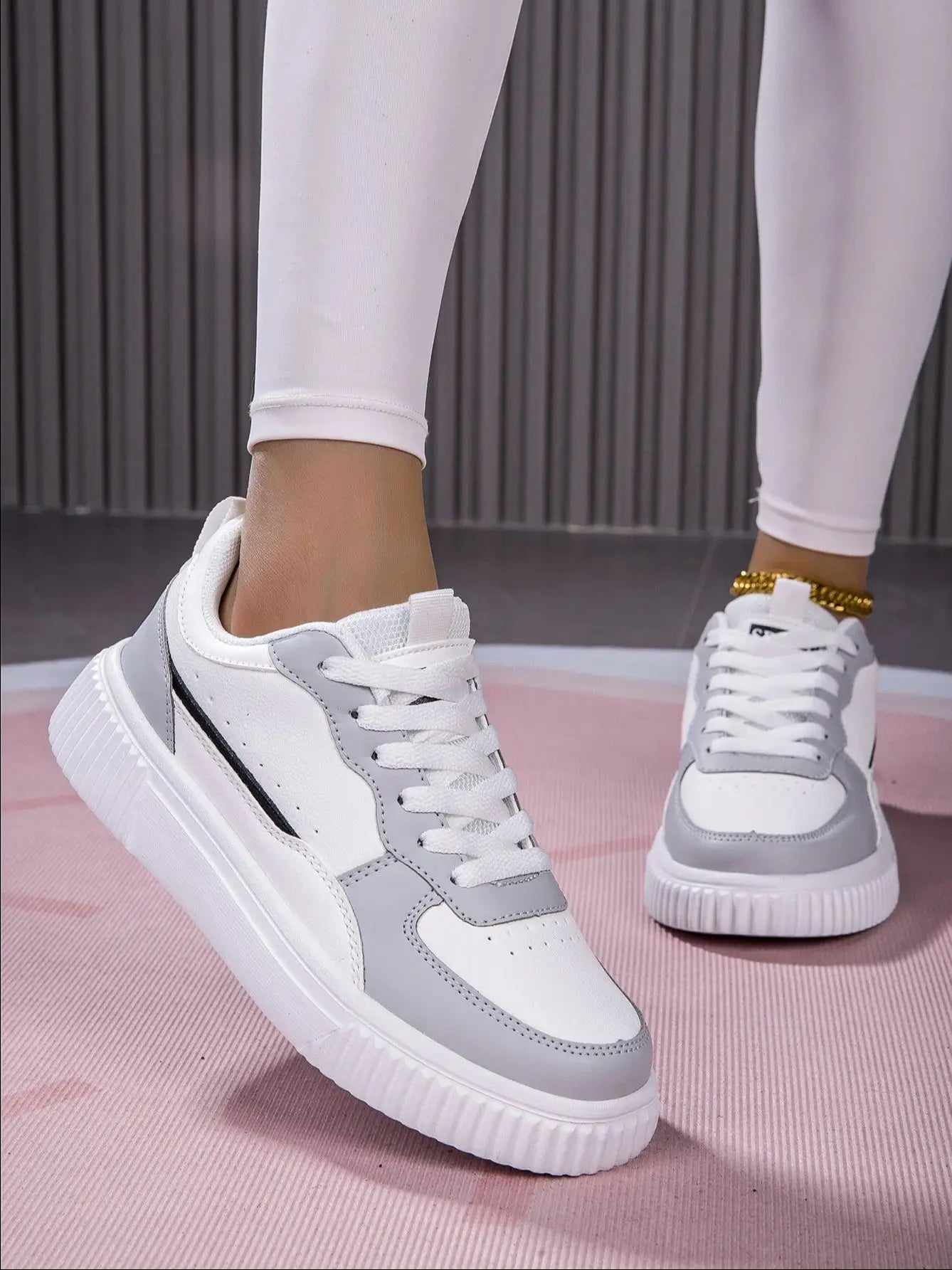 Men's Shoes Summer Breathable Trendy Versatile Casual White Sneakers Youth Non-Slip Sports Thick-Soled White Shoes