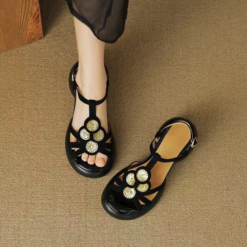 Women's Shoes 2025 New Summer Trend Comfortable Low-heeled Shoes Baotou Casual One-line Buckle Fashion Roman Sandals