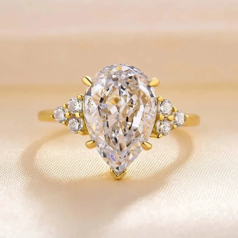 Fashionable, Lightweight, Luxurious, Elegant Jewelry for Women, Wearing European and American New Water Droplet Rings for Women