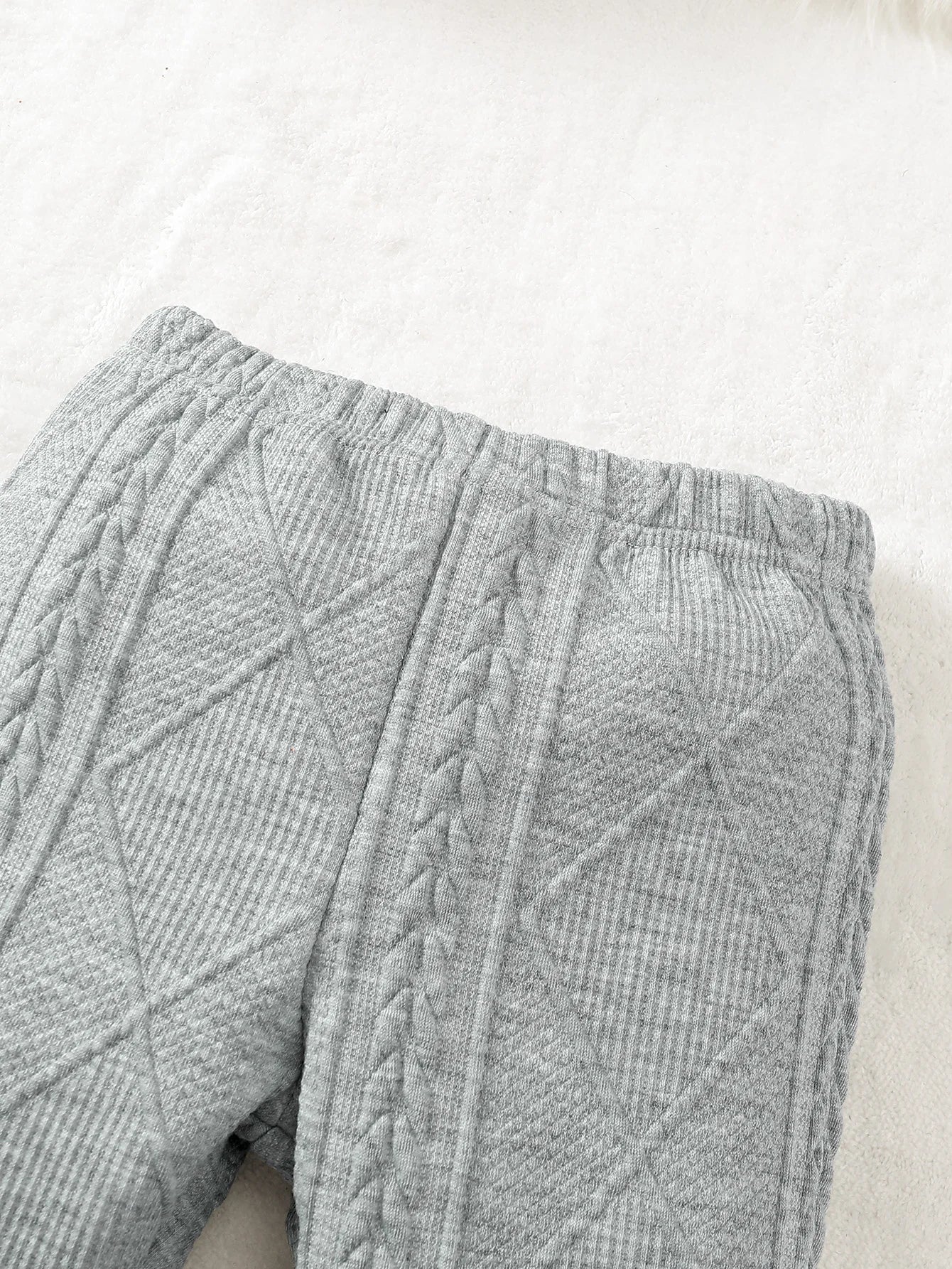 Baby girl set with textured cotton skirt, top and pants, casual two-piece set suitable for autumn and winter