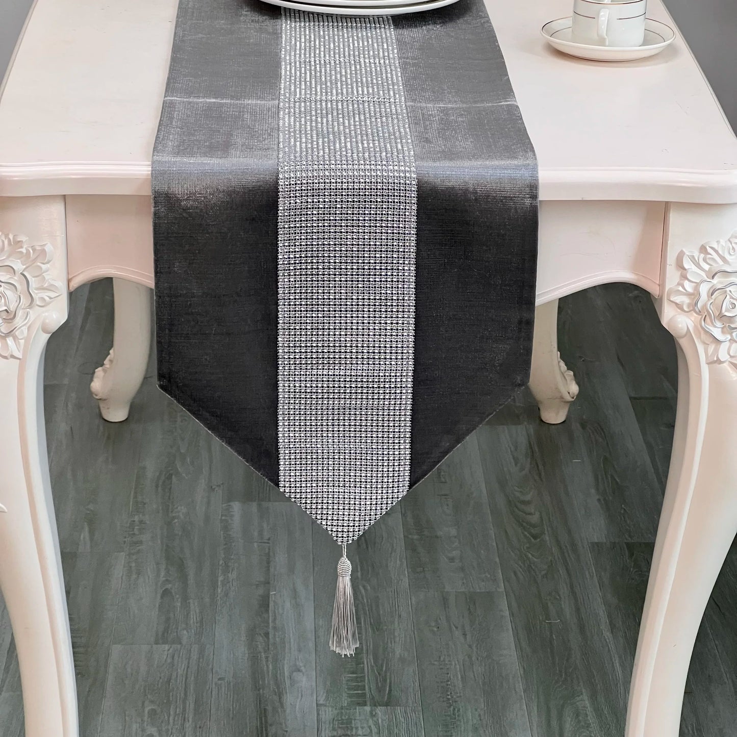 Modern Style Sparkling Accessories, Diamond Minimalist Velvet Dining Table, Holiday Party, Home Decoration, Table Flag