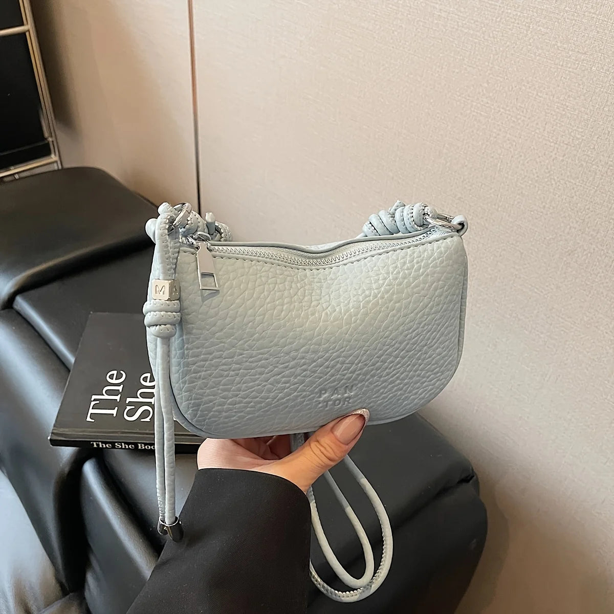 Ladies' Crossbody Bag Is Fashionable, Versatile, Solid Color, Exquisite Design, Daily Commuting, Casual Shoulder Bag