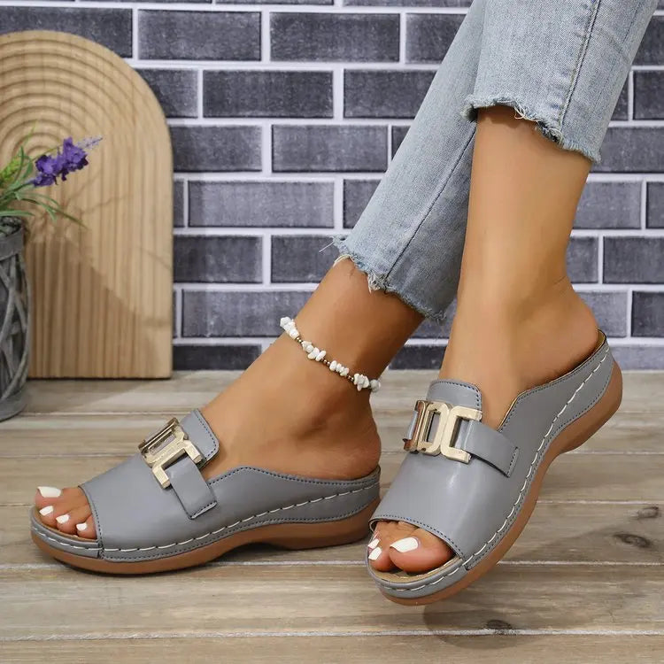 2025 Women Slippers Casual Flat Open Heel Shoes Lightweight Comfortable Sports Slippers Fashion Designer Sandals Slides Women