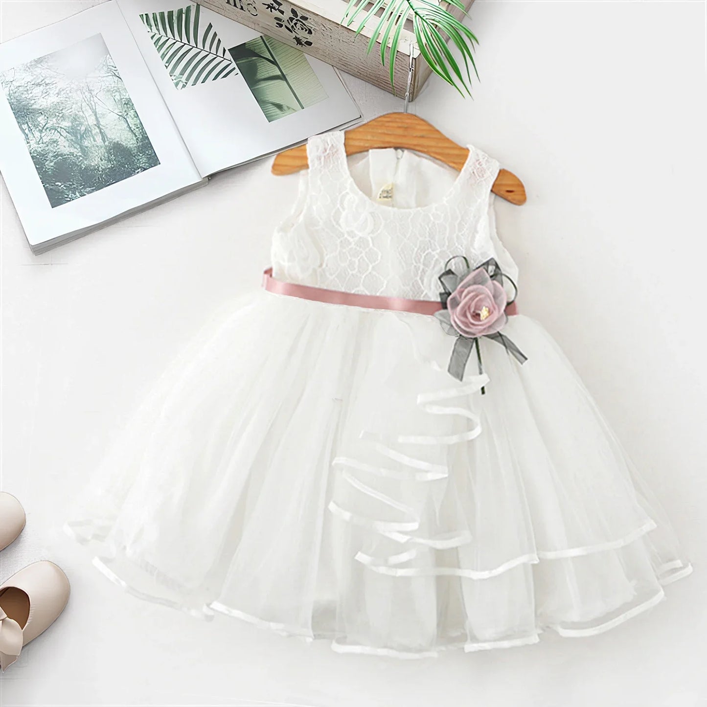 2025 New Baby Girl Dress for 2-6 Years Backless Kids Birthday Princess Dresses White Elegant Girl Wedding Party Banquet Gown