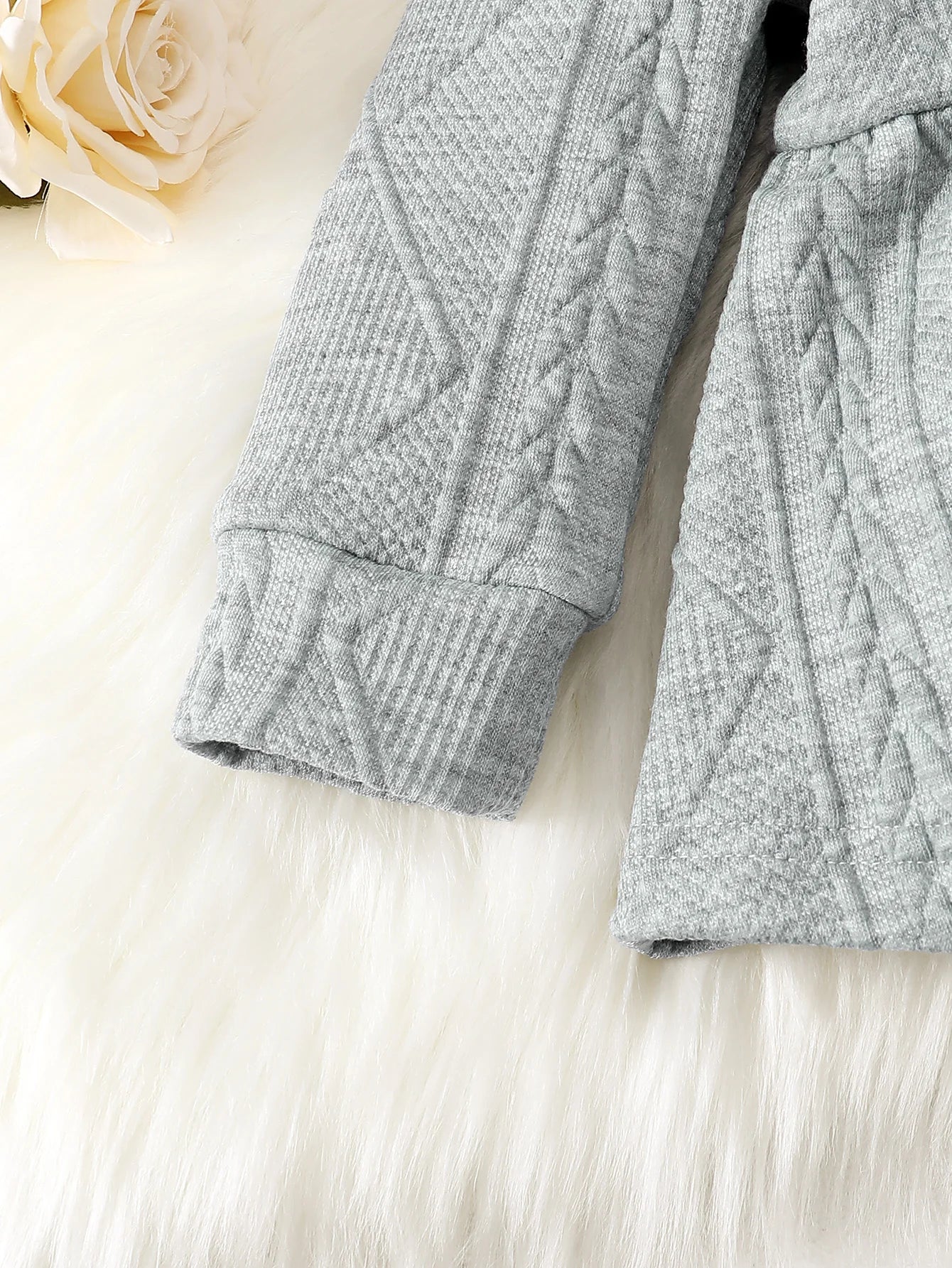 Baby girl set with textured cotton skirt, top and pants, casual two-piece set suitable for autumn and winter