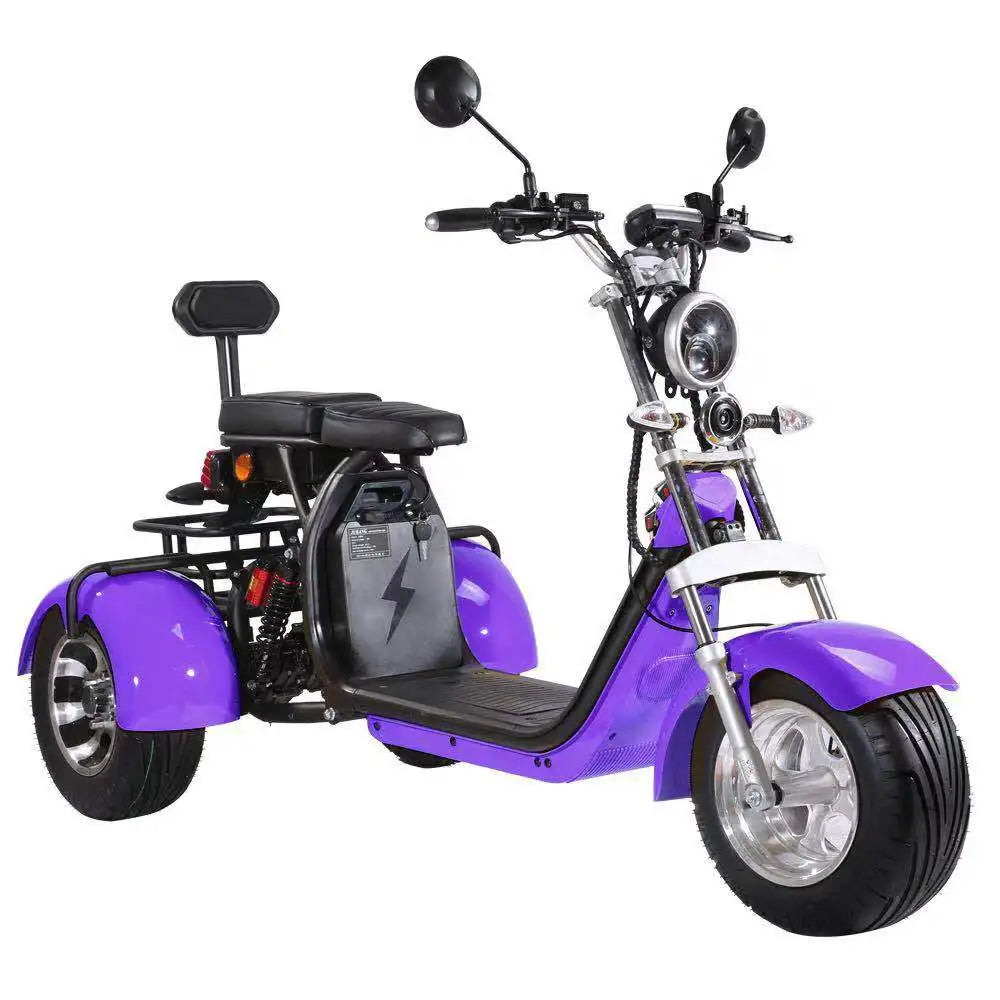 Clark is hot selling New Electric Scooters for Men 2000W E-Bike 13 Inch Big Wheel Citycoco Electric Tricycle Scooter
