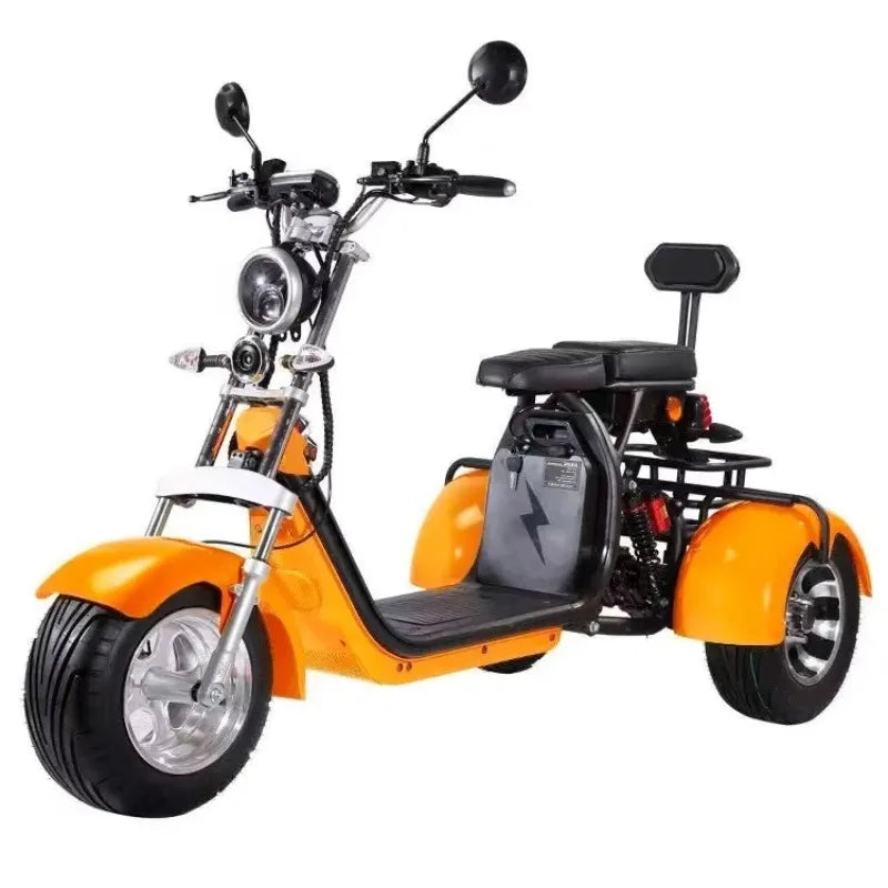 Clark is hot selling New Electric Scooters for Men 2000W E-Bike 13 Inch Big Wheel Citycoco Electric Tricycle Scooter