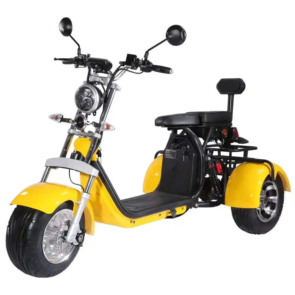 Clark is hot selling New Electric Scooters for Men 2000W E-Bike 13 Inch Big Wheel Citycoco Electric Tricycle Scooter