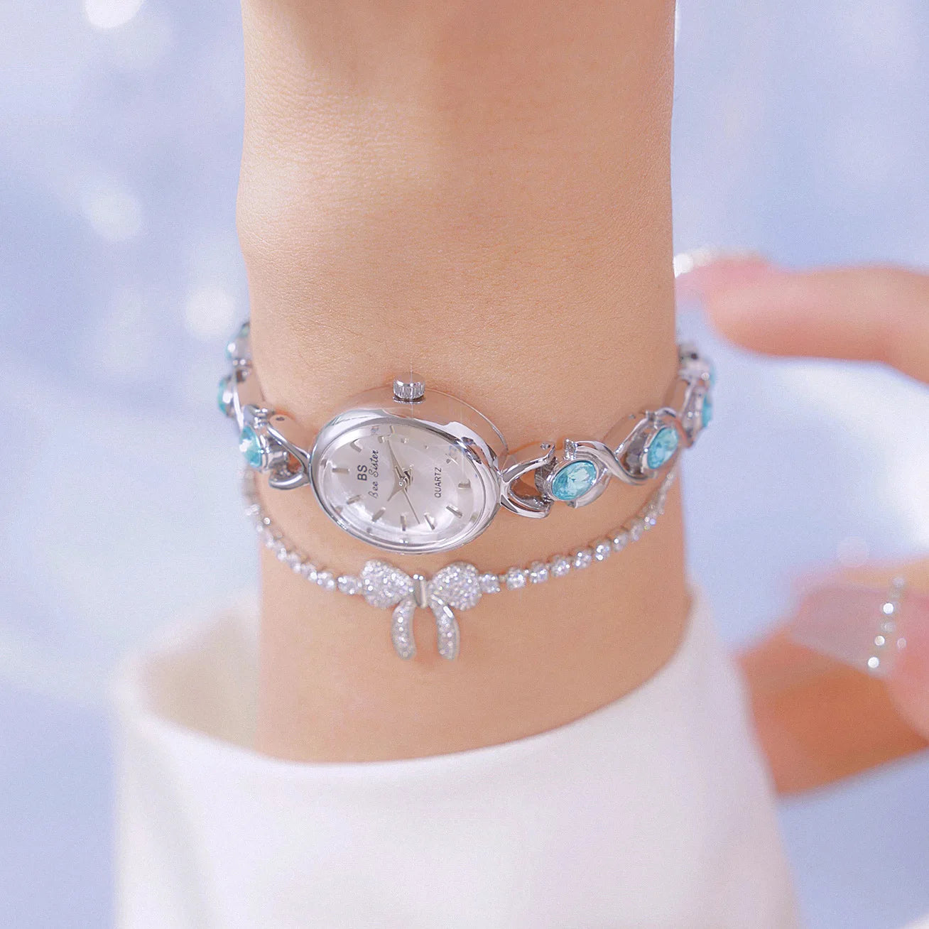Blue Jewel Oval Bracelet Watch Luxury Crystal Quartz Watches For Woman Vintage Gold Silver Jade Wristwatch Gifts For Women