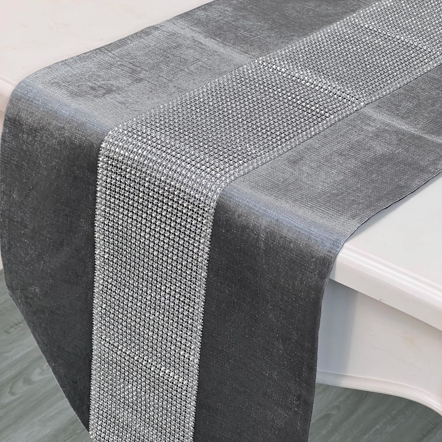 Modern Style Sparkling Accessories, Diamond Minimalist Velvet Dining Table, Holiday Party, Home Decoration, Table Flag