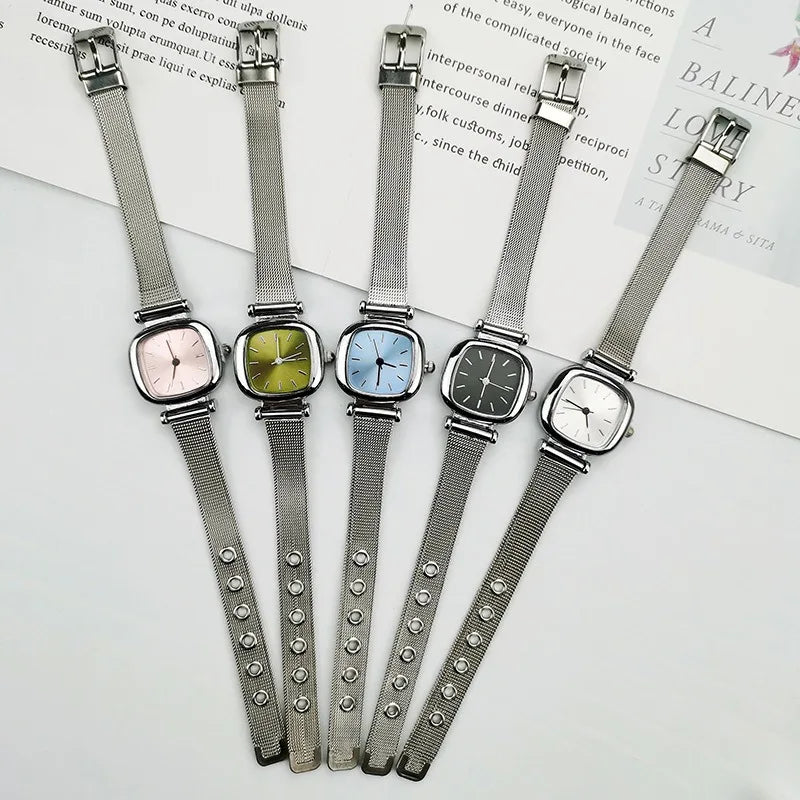 Women's Watches are Fashionable, Simple, Compact, Exquisite and Elegant Mesh Strap Small Square Watches, Can Be Customized