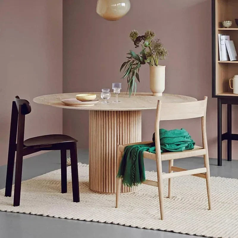 Retro Solid Wood Round Table Home Quiet Style Dining Table