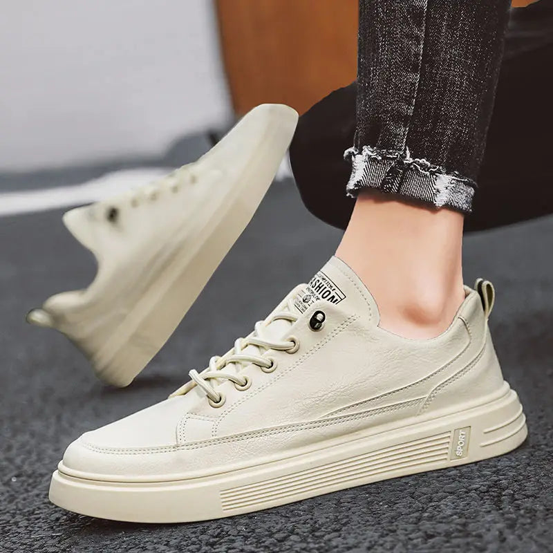 Men's Casual Shoes Comfortable Men Walking Sneakers High Quality Trend Board Shoes Platform Lightweight Flats Male Tennis Shoes
