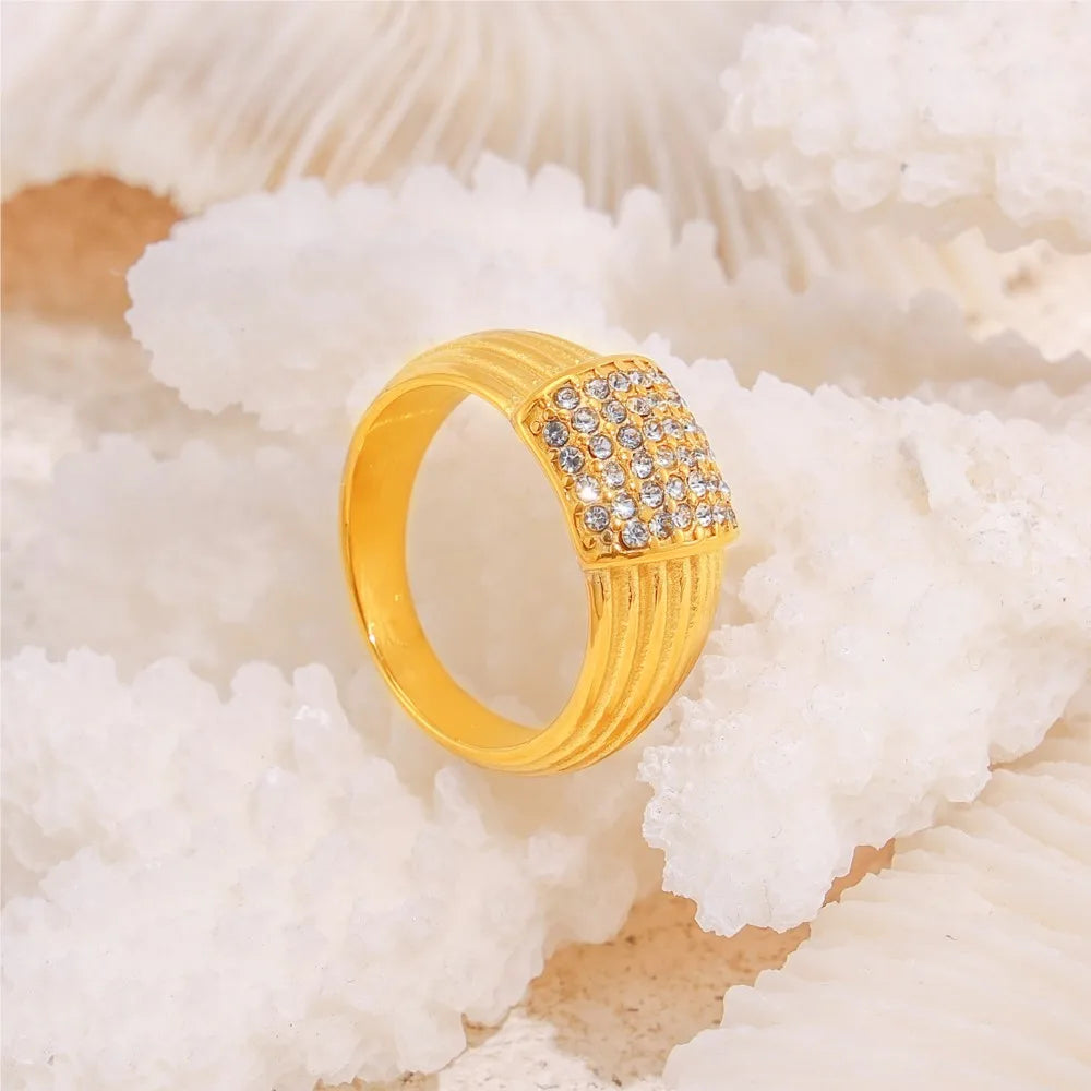Women's Shiny Rhinestones Ring 18k Gold Plated Waterproof No Tarnish Cast Stainless Steel Rings For Women Luxury Woman Jewelry
