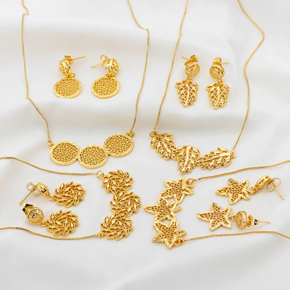Woman Jewelry Sets Gold Color Retro Round Pendant Necklace Star Earrings Fashion Party Wedding Jewelry Accessory Holiday Gifts