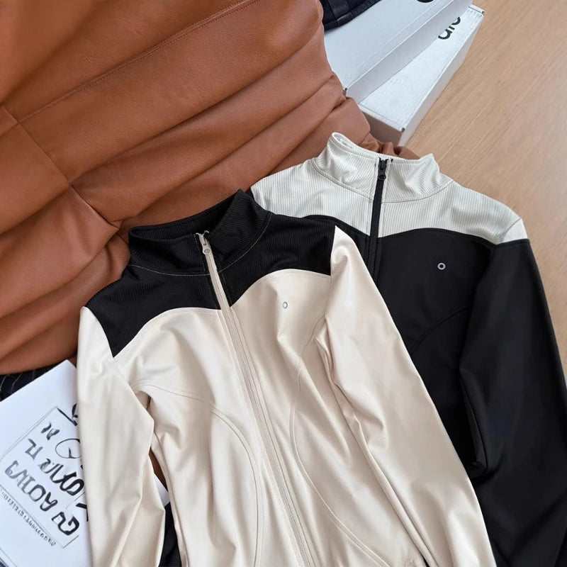 Fitness Yoga Clothing for Women 2025 New Letter Printed Contrasting Long Sleeved Top Running Exercise Commute Zipper Top